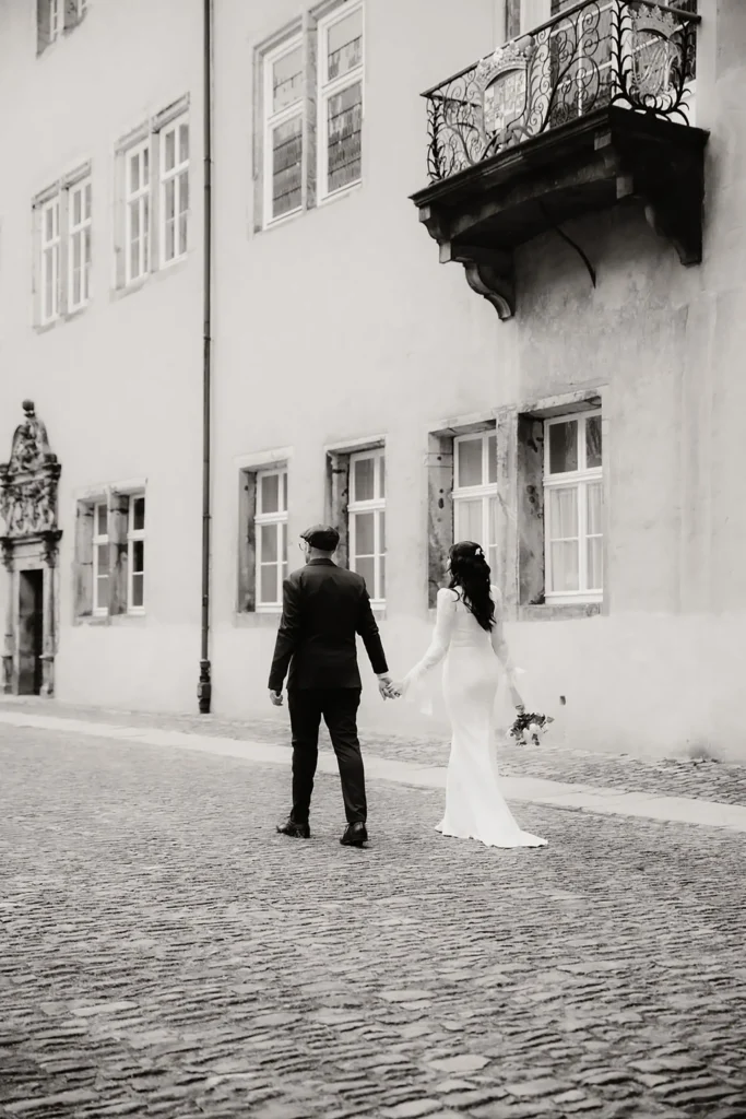 Hochzeitsshooting im Schloss Detmold Brautpaar heiratet in einem Märchenschloss (22)